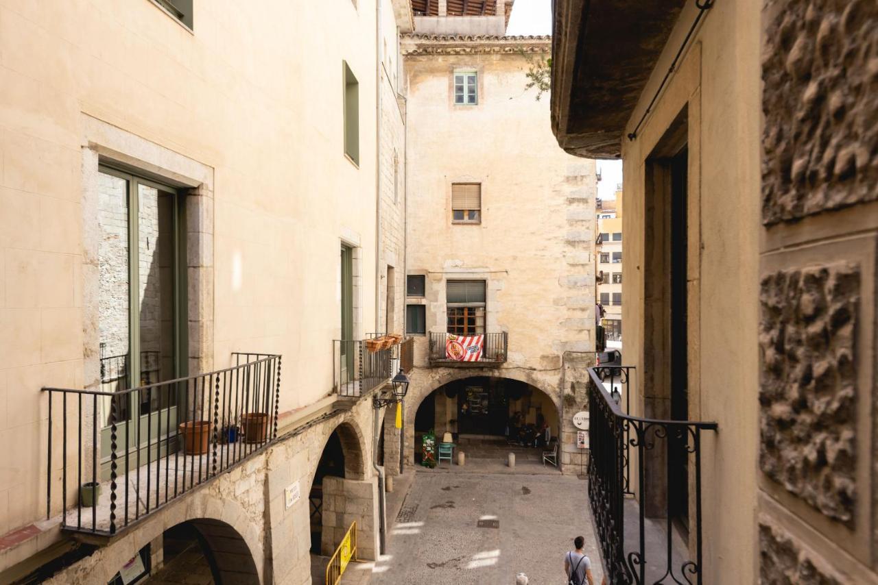 Bravissimo Cort Reial Entresol B Apartment Girona Exterior photo
